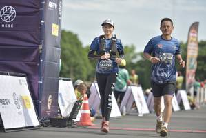 BIB: 0704, 0134, 
                            <button type="button" onclick="openModal(4945184)" class="btn btn-primary btn-sm float-right btn-popup" data-toggle="modal" data-target=".modal-high-quality">
                        <i class="fas fa-shopping-cart"></i> Add to Cart
                    </button>
                                            <button type="button" onclick="isThisMe(4945184, true)" class="btn btn-success btn-sm float-right btn-popup btn-isme hidden" data-toggle="tooltip" data-placement="bottom" title="นี่คือรูปของคุณใช่ไหม คลิกที่นี่เพื่อเอาเข้าอัลบั้ม">
                        <i class="fas fa-plus"></i> Add to album
                    </button>
                    <button type="button" onclick="isThisMe(4945184, false)" class="btn btn-warning btn-sm float-right btn-popup btn-isnotme hidden">
                        <i class="fas fa-ban"></i> Remove from album
                    </button>